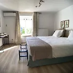 L'aigrin 3* 杜柏