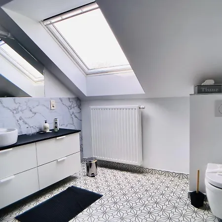 L'aigrin Bed & Breakfast *