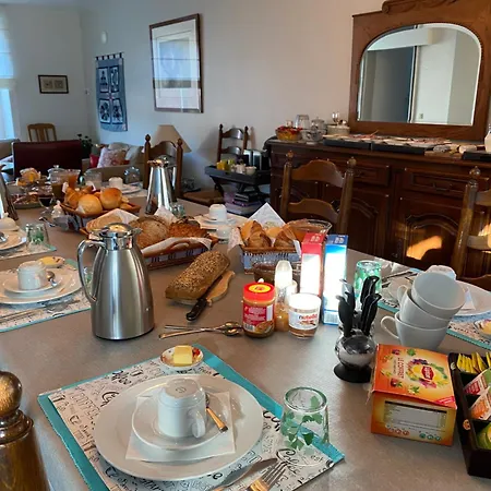 L'aigrin Bed & Breakfast *